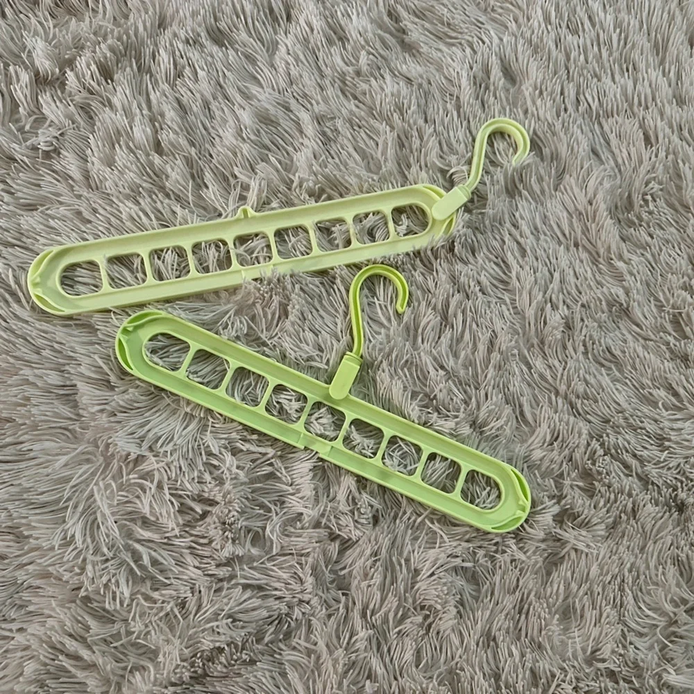 Colorful Closet Organizing Hangers Set